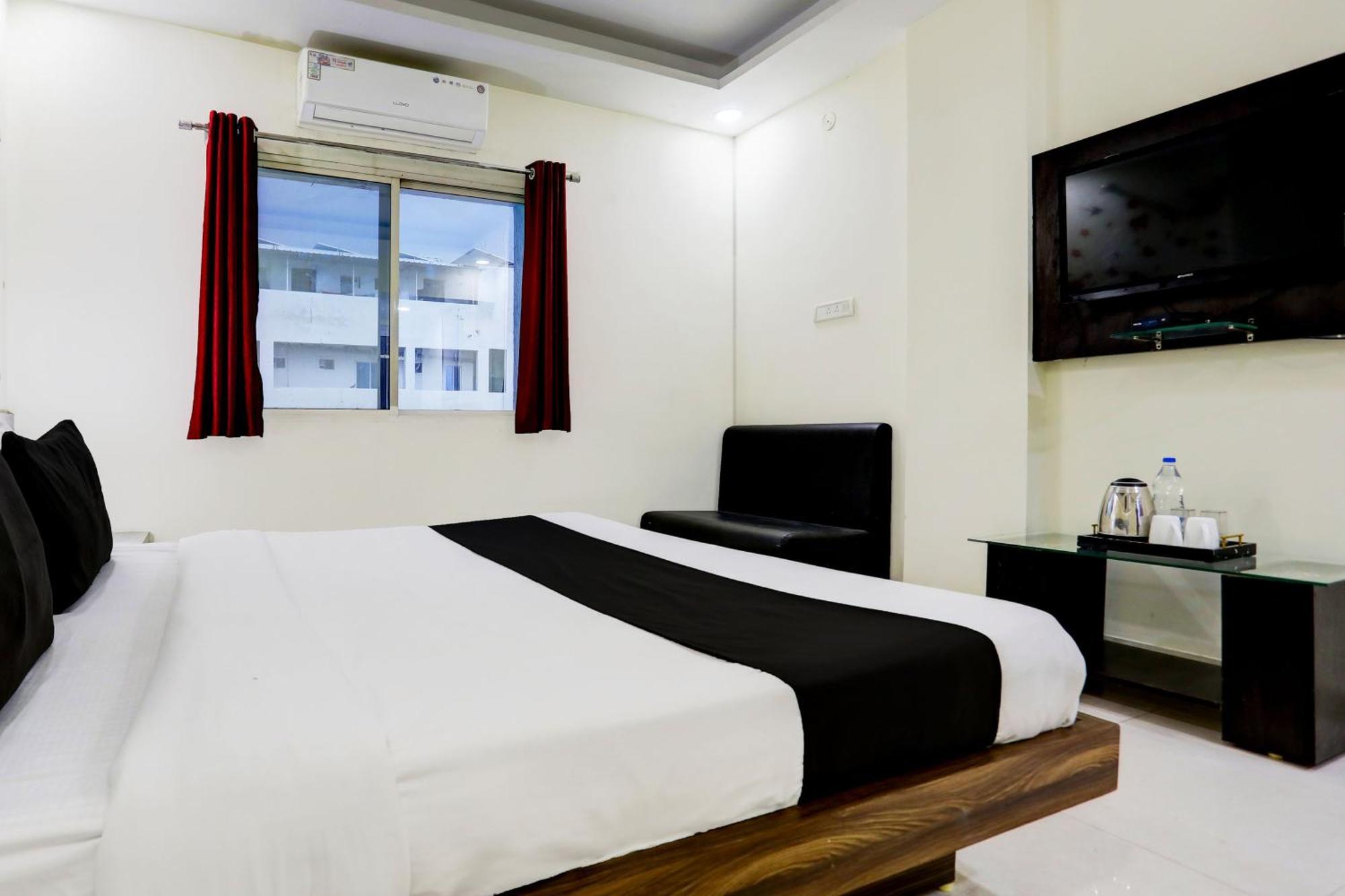 Super Townhouse Hoshangabad Road Near Aashima Mall Samarda Kaliāsot Esterno foto