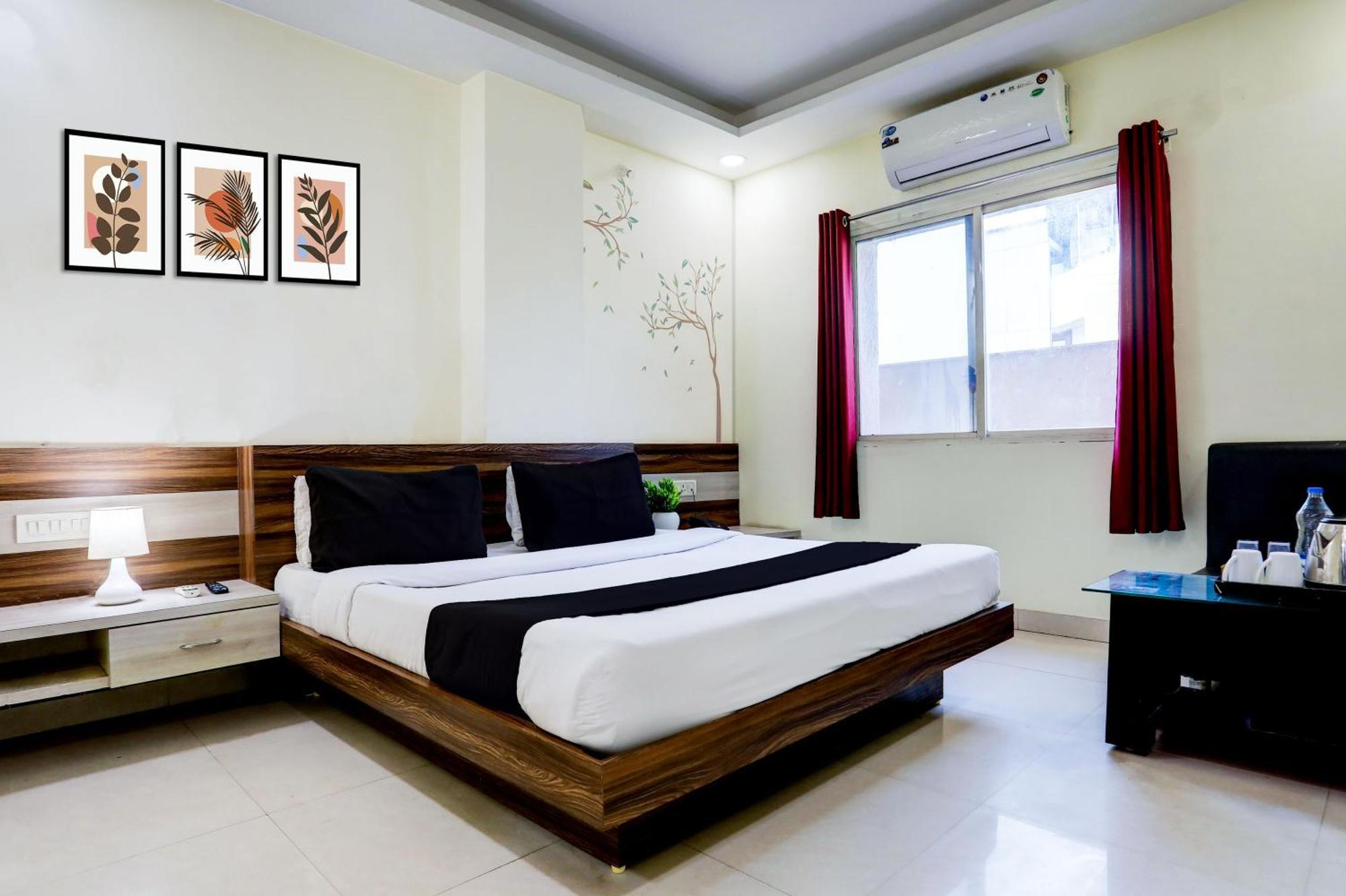 Super Townhouse Hoshangabad Road Near Aashima Mall Samarda Kaliāsot Esterno foto
