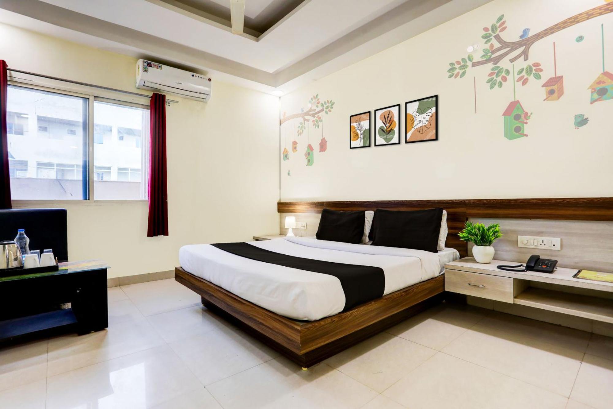 Super Townhouse Hoshangabad Road Near Aashima Mall Samarda Kaliāsot Esterno foto