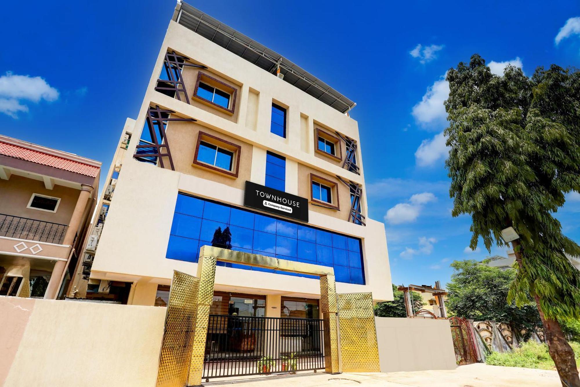Super Townhouse Hoshangabad Road Near Aashima Mall Samarda Kaliāsot Esterno foto